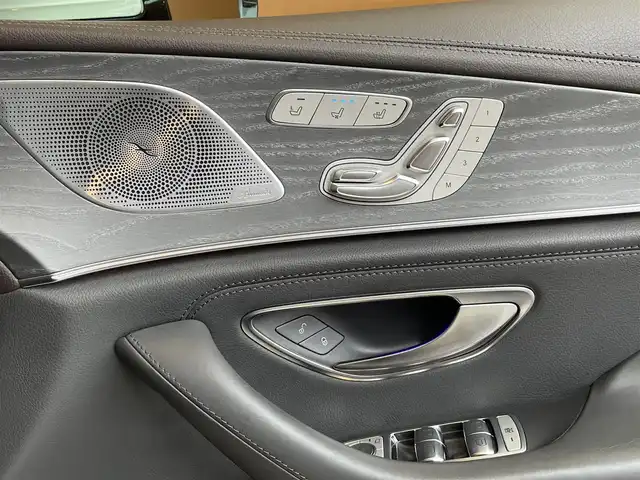 メルセデス・ベンツ ＣＬＳ２２０ｄ スポーツ エクスクルーシブPKG 愛知県 2020(令2)年 3.8万km ダイヤモンドホワイト 純正ナビ /フルセグTV /360度カメラ /レーダーセーフティパッケージ /前後ドラレコ/黒/茶内装 黒革 /全席シートヒーター /前席シートベンチレーション /ブルメスター /ヘッドアップディスプレイ/LEDヘッドライト/サンルーフ