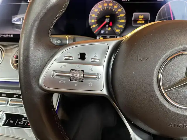 メルセデス・ベンツ ＣＬＳ２２０ｄ スポーツ エクスクルーシブPKG 愛知県 2020(令2)年 3.8万km ダイヤモンドホワイト 純正ナビ /フルセグTV /360度カメラ /レーダーセーフティパッケージ /前後ドラレコ/黒/茶内装 黒革 /全席シートヒーター /前席シートベンチレーション /ブルメスター /ヘッドアップディスプレイ/LEDヘッドライト/サンルーフ