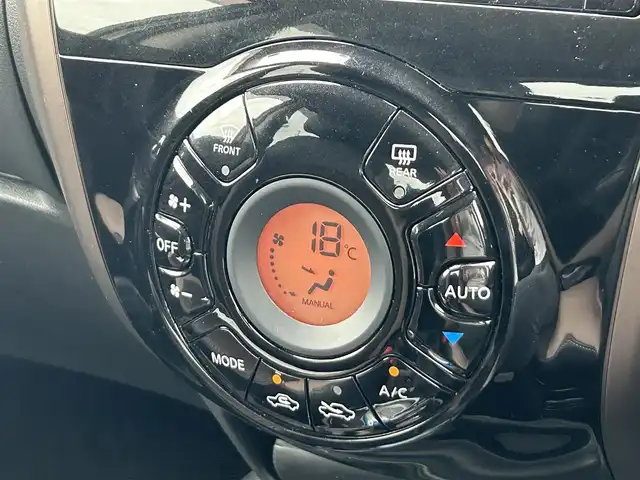 日産 ノート e－パワー メダリスト 奈良県 2018(平30)年 3.5万km ブリリアントホワイトパール 純正ナビ(フルセグTV/CD/AM・FM/BT)/地図SD欠品のため動作未確認/アラウンドビューモニター/ETC/前方ドラレコ/インテリジェントルームミラー/エマージェンシーブレーキ/車線逸脱防止支援/踏み間違い衝突防止アシスト/クルーズコントロール/ハーフレザーシート/LEDヘッドライト/純正15インチアルミホイール/純正フロアマット