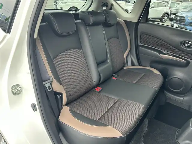 日産 ノート e－パワー メダリスト 奈良県 2018(平30)年 3.5万km ブリリアントホワイトパール 純正ナビ(フルセグTV/CD/AM・FM/BT)/地図SD欠品のため動作未確認/アラウンドビューモニター/ETC/前方ドラレコ/インテリジェントルームミラー/エマージェンシーブレーキ/車線逸脱防止支援/踏み間違い衝突防止アシスト/クルーズコントロール/ハーフレザーシート/LEDヘッドライト/純正15インチアルミホイール/純正フロアマット