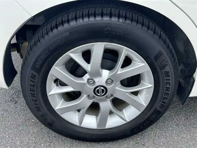 日産 ノート e－パワー メダリスト 奈良県 2018(平30)年 3.5万km ブリリアントホワイトパール 純正ナビ(フルセグTV/CD/AM・FM/BT)/地図SD欠品のため動作未確認/アラウンドビューモニター/ETC/前方ドラレコ/インテリジェントルームミラー/エマージェンシーブレーキ/車線逸脱防止支援/踏み間違い衝突防止アシスト/クルーズコントロール/ハーフレザーシート/LEDヘッドライト/純正15インチアルミホイール/純正フロアマット