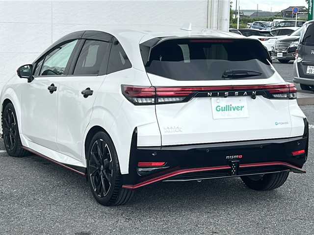 日産 オーラ ニスモ 千葉県 2022(令4)年 2万km ピュアホワイトパール ナビ　全方位カメラ　プロパイロット　２．０ＥＴＣ　フルセグＴＶ　ドラレコ　レカロシート　レーンアシスト　ＬＥＤライト　オートライト　オートマチックハイビーム　コーナーセンサー　エマブレ 17AW