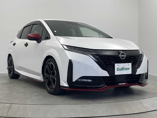 日産 オーラ ニスモ 大阪府 2022(令4)年 2万km ピュアホワイトパール 純正メモリナビ/・フルセグTV/・Bluetooth/・USB接続/・HDMI/プロパイロット/全方位カメラ/専用レカロシート/NISMOエアロ/デジタルインナーミラー/ワイヤレス充電/ALPINEツイーター