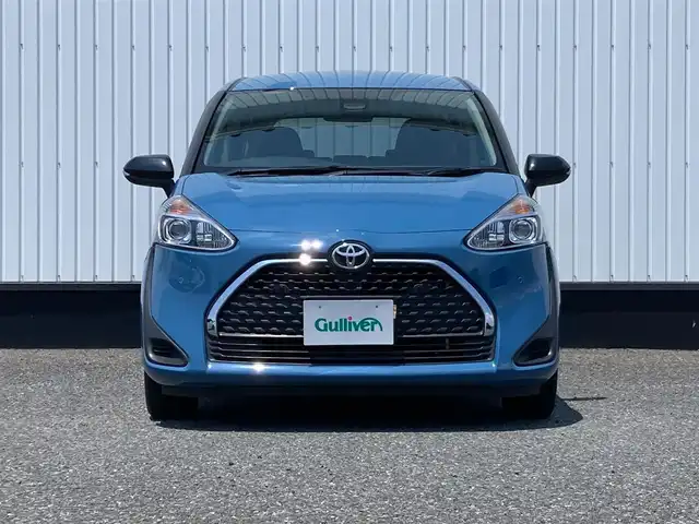 トヨタ シエンタ ファンベースG 千葉県 2022(令4)年 0.9万km グレイッシュブルー 純正7インチナビ/(フルセグTV　BT　AM　FM)/バックカメラ/衝突被害軽減システム/車線逸脱警報/両側パワースライドドア/横滑り防止装置/ETC/アイドリングストップ/LEDヘッドライト/オートライト/ウィンカーミラー/電動格納ミラー/シートリフター/プッシュスタート/スマートキー/フロアマット/ドアバイザー/スペアキー/取扱説明書/保証書