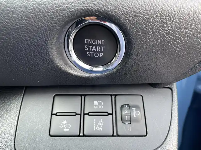 トヨタ シエンタ ファンベースG 千葉県 2022(令4)年 0.9万km グレイッシュブルー 純正7インチナビ/(フルセグTV　BT　AM　FM)/バックカメラ/衝突被害軽減システム/車線逸脱警報/両側パワースライドドア/横滑り防止装置/ETC/アイドリングストップ/LEDヘッドライト/オートライト/ウィンカーミラー/電動格納ミラー/シートリフター/プッシュスタート/スマートキー/フロアマット/ドアバイザー/スペアキー/取扱説明書/保証書