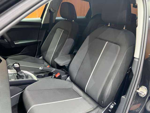 アウディ Ａ１ SB 25TFSI アドバンスド 千葉県 2021(令3)年 2.9万km ミトスブラックメタリック コンビニエンスＰＫＧ　/アシスタンスＰＫＧ　/ＡＣＣ　/ナビ　/Ｂｌｕｅｔｏｏｔｈ接続　/Ｂカメラ　/デジタルコックピット　/ＬＥＤヘッドライト　/オートハイビーム　/ＥＴＣ　/ドラレコ　/衝突軽減Ｂ　/ＢＳＭ　/ＬＫＡ
