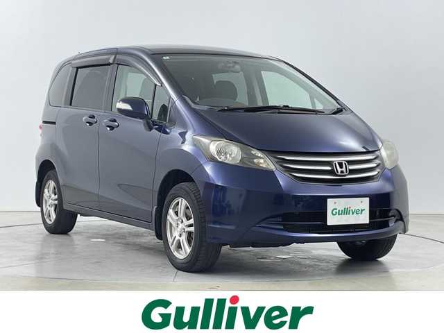 ホンダ フリード G ジャストセレクション 道央・札幌 2010(平22)年 5.9万km プレミアムナイトブルーパール ・４WD/・コンフォートビューパッケージ/・社外ナビ（AVIC-ZH0009）/・Bluetooth/CD/DVD/USB/SD/フルセグTV/・バックカメラ/・リア左側パワースライドドア/・リア両側イージークローザー/・HIDライト/オートライト/・VSA(車両挙動安定化制御システム)/・リモコンキー/・Wエアバック/・ABS