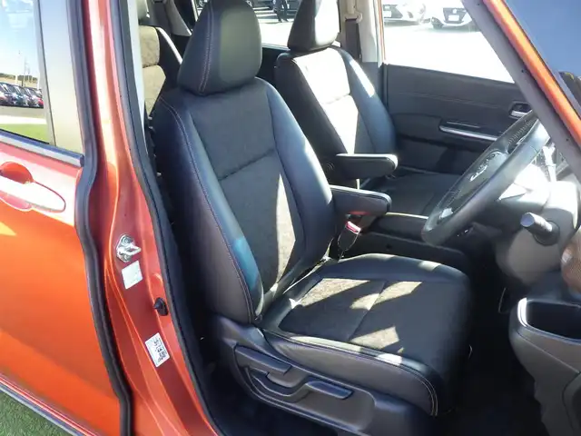 ホンダ フリード クロスター ホンダセンシング 千葉県 2020(令2)年 4.1万km プレミアムクリスタルオレンジM ホンダセンシング/・衝突軽減ブレーキ/・レーダークルーズコントロール　/・横滑り防止装置/・衝突軽減ブレーキ/・車線逸脱装置/両側パワースライドドア/純正SDナビ/地デジTV/【DVD/CD再生機能　Bluetooth接続】/バックカメラ/革巻きステアリング/ステアリングスイッチ/ハーフレザーシート/ETC/LEDヘッドライト/フォグライト/ウインカーミラー/リアコーナーセンサー/純正15インチアルミホイル/スマートキー