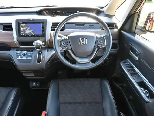 ホンダ フリード クロスター ホンダセンシング 千葉県 2020(令2)年 4.1万km プレミアムクリスタルオレンジM ホンダセンシング/・衝突軽減ブレーキ/・レーダークルーズコントロール　/・横滑り防止装置/・衝突軽減ブレーキ/・車線逸脱装置/両側パワースライドドア/純正SDナビ/地デジTV/【DVD/CD再生機能　Bluetooth接続】/バックカメラ/革巻きステアリング/ステアリングスイッチ/ハーフレザーシート/ETC/LEDヘッドライト/フォグライト/ウインカーミラー/リアコーナーセンサー/純正15インチアルミホイル/スマートキー