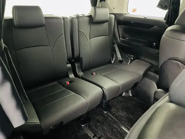 トヨタ ヴェルファイア ハイブリット ZR Gエディション 福島県 2018(平30)年 5.3万km ブラック プリクラッシュセーフティ/・レーダークルーズコントロール/・レーントレーシングアシスト/・パーキングサポートブレーキ/・アダプティブハイビームシステム/・インテリジェントクリアランスソナー/・ブラインドスポットモニター/TRDエアロ/純正ナビゲーション　/・BT/TV/AM/FM/CD/DVD/HDMI/・バックカメラ/360°カメラ/・ＥＴＣ/デジタルインナーミラー/ＪＢＬスピーカー/両側パワースライドドア/前後ドライブレコーダー/シートヒーターD席＋N席＋2列目シート/・エアシートD席＋N席/革巻きステアリング/・ステアリングスイッチ/・ステアリングヒーター/LEDライト/・フォグライト/・オートライト/電動格納ミラー/ドアバイザー