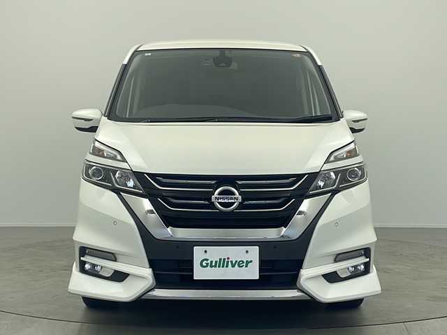 日産 セレナ ハイウェイスター プロパイロットED 大阪府 2017(平29)年 5万km ブリリアントホワイトパール 純正SDナビ/・フルセグTV/・BT AUDIO/プロパイロット/エマージェンシーブレーキ/純正フリップダウンモニター/バックカメラ/両側パワースライドドア/純正ドライブレコーダー/ETC/コーナーセンサー/LEDヘッドライト
