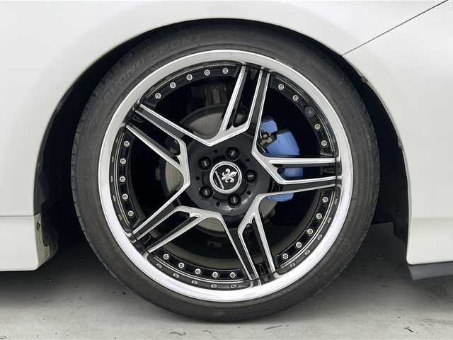 トヨタ プリウス S ツーリングセレ G’s 宮城県 2015(平27)年 8.8万km ホワイトパールクリスタルシャイン 社外ナビ/・フルセグTV/バックカメラ/プッシュスタート/スマートキー×2/LEDフォグライト/ALPINE製パワードサブウーファー/純正フロアマット/社外AW/レザー調シートカバー