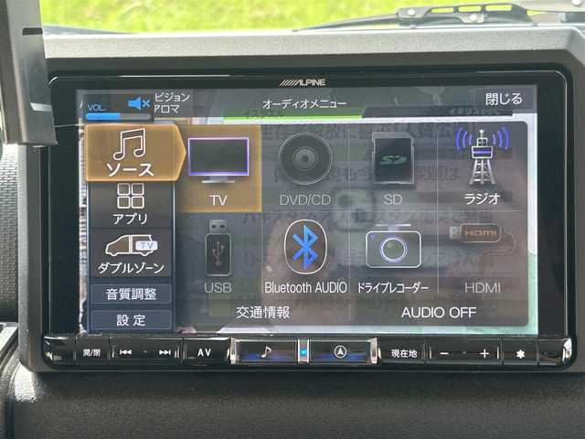 スズキ ジムニー シエラ JC 長崎県 2022(令4)年 2.2万km シフォンアイボリーメタリックブラック2トーンルーフ 社外9インチナビ/（CD/DVD/BT/フルセグ）/バックカメラ/衝突軽減システム/レーンアシスト/クルーズコントロール/シートヒーター/ステアリングスイッチ/前後ドライブレコーダー/マッドガード/オートライト/ETC/純正15インチAW