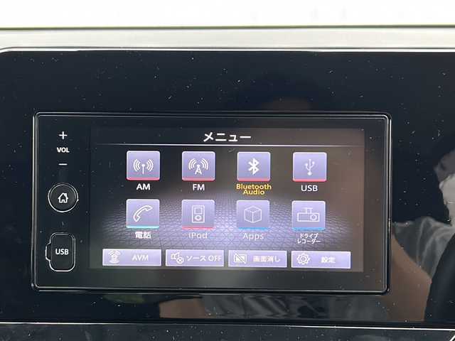 日産 ノート X 愛媛県 2022(令4)年 1.3万km ダークメタルグレー 純正ディスプレイオーディオ/デジタルインナーミラー/ETC/バックカメラ/全方位カメラ/ドライブレコーダー前後/コーナーセンサー/オートライト/オートLEDヘッドライト/純正16インチAW/BSM/横滑り防止装置