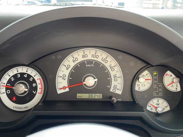 トヨタ ＦＪクルーザー カラーパッケージ 高知県 2012(平24)年 3.9万km ホワイト 純正ナビ/・フルセグＴＶ/・Ｂｌｕｅｔｏｏｔｈオーディオ/ＥＴＣ/４ＷＤ/ＷＥＤＳキーラー１７インチＡＷ/純正フロアマット/コーナーセンサー/クルコン/純正フロアマット