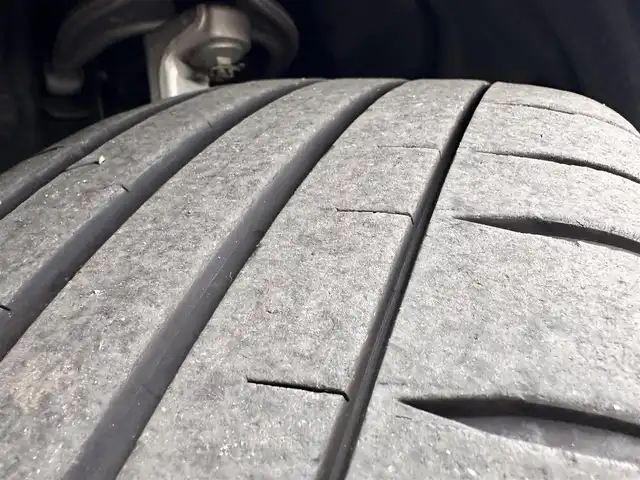 レクサス ＩＳ 300h バージョンL 宮城県 2023(令5)年 5.6万km ソニッククォーツ ムーンルーフ/パノラミックビューモニター/＝＝＝/モデリスタ フロントウィングスポイラー/モデリスタ サイドスカート/モデリスタ リアスタイリングキット（リヤスカート・スポーツマフラー）/モデリスタ トランクスポイラー/セーフティシステムプラス/・プリクラッシュセーフティ/・レーントレーシングアシスト/・オートマチックハイビーム/・レーダークルーズコントロール/・ロードサインアシスト/・先行車発進告知機能/・ドライバー異常時対応システム/ブラインドスポットモニター/パーキングサポートブレーキ/純正ナビ/・CD/DVD/・Blu-ray/・Bluetooth/・フルセグTV/ビルトインETC2.0/本革シート/パワーシート/シートヒーター/ベンチレーション/革巻きステアリング/ステアリングヒーター/パドルシフト/電動パーキングブレーキ/ブレーキホールド/フル3眼LEDヘッドランプ/オートライト/スマートキー＆プッシュスタート/電動格納ミラー/電動サンシェード（リア）/純正19インチAW/純正フロアマット