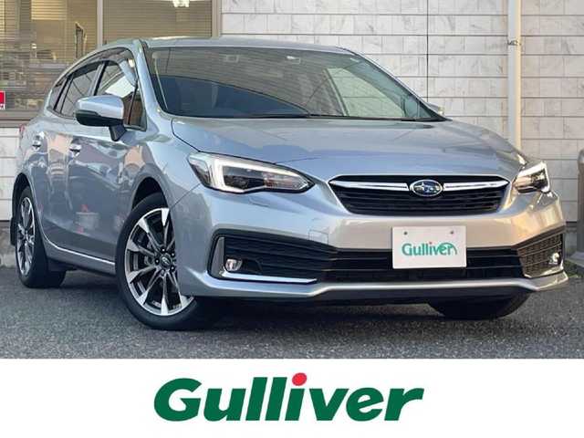 スバル インプレッサ スポーツ 2．0i－Lアイサイト 福岡県 2020(令2)年 0.8万km アイスシルバーメタリック ワンオーナー/純正8インチメモリナビ【NR-MZ300-BIN-4】/(AM/FM/CD/DVD/MusicFolder/iPod/Bluetooth/フルセグTV)/バック/サイド/フロントカメラ/アイサイトver.3/・プリクラッシュブレーキ/・全車速追従機能付クルーズコントロール/・定速クルーズコントロール/・アクティブレーンキープ/・AT誤発進/誤後進抑制制御/後側方警戒支援システム/横滑り防止/オートビークルホールド/電動パーキングブレーキ/Panasonic前方ドライブレコーダー【CA-DR03TDFA】/三菱ETC2.0/革巻きステアリング/パドルシフト/ステアリングスイッチ/シートメモリー(D)/パワーシート(D/N)/純正フロアマット/USB端子/アクセサリーソケット/ISOFIX/スペアキー×1/保証書/取扱説明書/ナビ取扱説明書