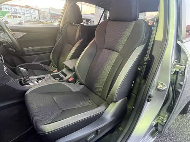 スバル インプレッサ スポーツ 2．0i－Lアイサイト 福岡県 2020(令2)年 0.8万km アイスシルバーメタリック ワンオーナー/純正8インチメモリナビ【NR-MZ300-BIN-4】/(AM/FM/CD/DVD/MusicFolder/iPod/Bluetooth/フルセグTV)/バック/サイド/フロントカメラ/アイサイトver.3/・プリクラッシュブレーキ/・全車速追従機能付クルーズコントロール/・定速クルーズコントロール/・アクティブレーンキープ/・AT誤発進/誤後進抑制制御/後側方警戒支援システム/横滑り防止/オートビークルホールド/電動パーキングブレーキ/Panasonic前方ドライブレコーダー【CA-DR03TDFA】/三菱ETC2.0/革巻きステアリング/パドルシフト/ステアリングスイッチ/シートメモリー(D)/パワーシート(D/N)/純正フロアマット/USB端子/アクセサリーソケット/ISOFIX/スペアキー×1/保証書/取扱説明書/ナビ取扱説明書