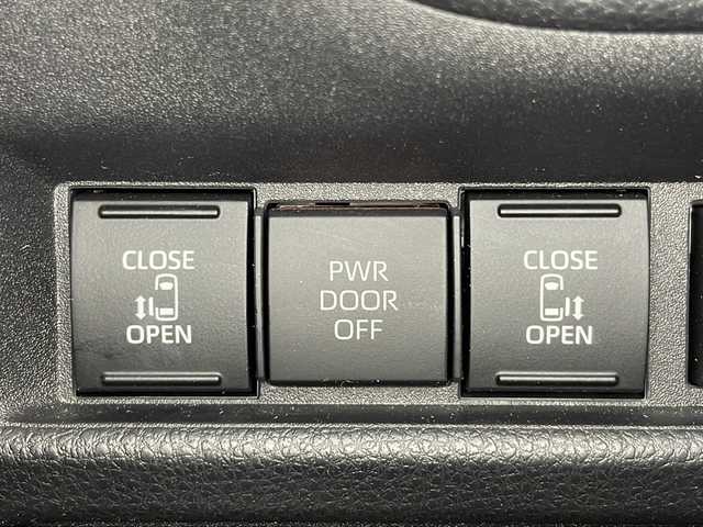 トヨタ シエンタ ハイブリッド Z 広島県 2023(令5)年 0.8万km ブラック 純正10.5型ディスプレイオーディオ（スマホ連携/フルセグTV/Bluetooth）/両側パワースライドドア/バックカメラ/セーフティンセンス/・プリクラッシュセーフティ/・レーントレーシングアシスト/・レーンディパーチャーアラート/・レーダークルーズコントロール/・アダプティブハイビーム/・プロアクティブドライビングアシスト/ブラインドスポットモニター/パーキングサポートブレーキ/LEDヘッドランプ/純正15インチAW/AC100V/1500W電源/ETC2.0/前後ドライブレコーダー/USB入力端子