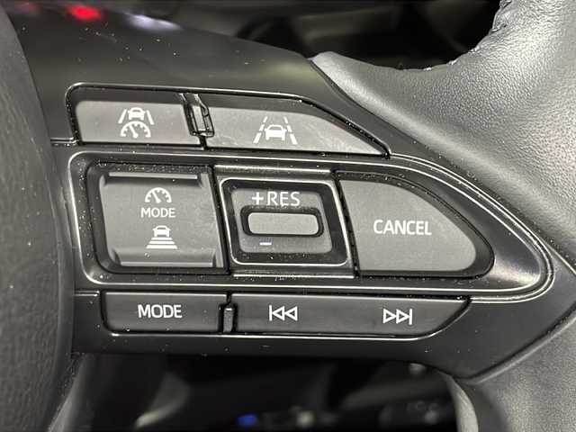 トヨタ シエンタ ハイブリッド Z 広島県 2023(令5)年 0.8万km ブラック 純正10.5型ディスプレイオーディオ（スマホ連携/フルセグTV/Bluetooth）/両側パワースライドドア/バックカメラ/セーフティンセンス/・プリクラッシュセーフティ/・レーントレーシングアシスト/・レーンディパーチャーアラート/・レーダークルーズコントロール/・アダプティブハイビーム/・プロアクティブドライビングアシスト/ブラインドスポットモニター/パーキングサポートブレーキ/LEDヘッドランプ/純正15インチAW/AC100V/1500W電源/ETC2.0/前後ドライブレコーダー/USB入力端子