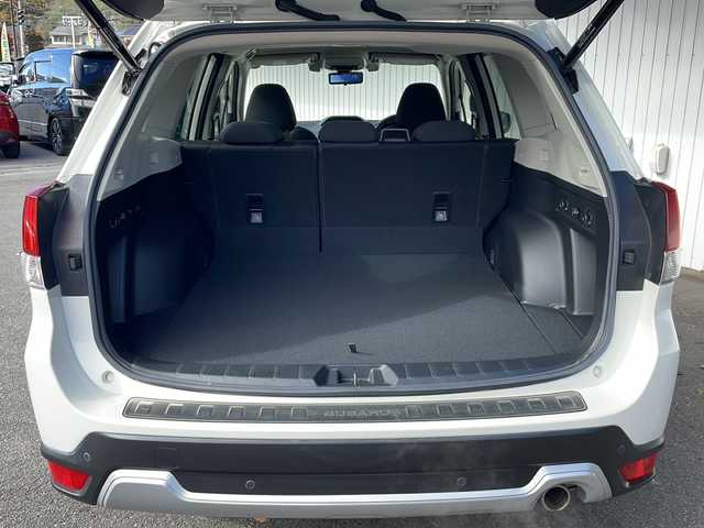 スバル フォレスター ハイブリッド アドバンス 長野県 2018(平30)年 5.2万km クリスタルホワイトP ４WD/アイサイト/純正8型ナビフルセグTV/バックカメラ・サイドカメラ/パワーバックドア/インテリジェントミラー/ハーフレザーシート/シートヒーター/パワーシート/ステアリングヒーター/純正18インチアルミ/保証書・取説/スペアキー