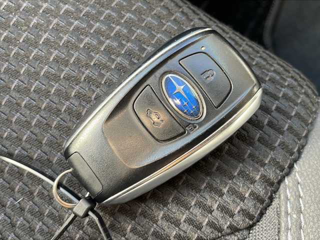 スバル フォレスター ハイブリッド アドバンス 長野県 2018(平30)年 5.2万km クリスタルホワイトP ４WD/アイサイト/純正8型ナビフルセグTV/バックカメラ・サイドカメラ/パワーバックドア/インテリジェントミラー/ハーフレザーシート/シートヒーター/パワーシート/ステアリングヒーター/純正18インチアルミ/保証書・取説/スペアキー