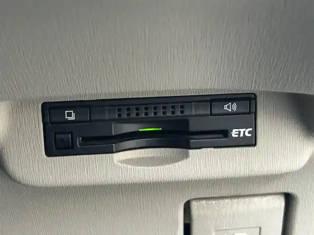 トヨタ プリウス S ツーリングセレ マイコーデ 岡山県 2013(平25)年 11.7万km ブラック (株)IDOMが運営する【じしゃロン岡山店】の自社ローン専用車両です。こちらは現金またはオートローンご利用時の価格です。 自社ローンご希望の方は別途その旨お申し付け下さい/・社外ナビゲーション/・バックカメラ/・ＥＴＣ/・レザーシート