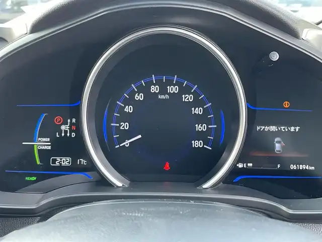 ホンダ フィット ハイブリット Lパッケージ 東京都 2016(平28)年 6.2万km プレミアムホワイトパールⅡ 純正ナビ(VXM-174VFi)/【DVD/CD/FM/AM/TV/ipod/SD/BT/USB】/バックカメラ/ビルトインETC/クルーズコントロール/あんしんパッケージ/・シティブレーキアクティブシステム/・サイドカーテンエアバックシステム/・前席用サイドエアバックシステム/ハーフレザーシート/LEDヘッドライト/本革巻きステアリング/プッシュスタート/スマートキー/スペアキー×１