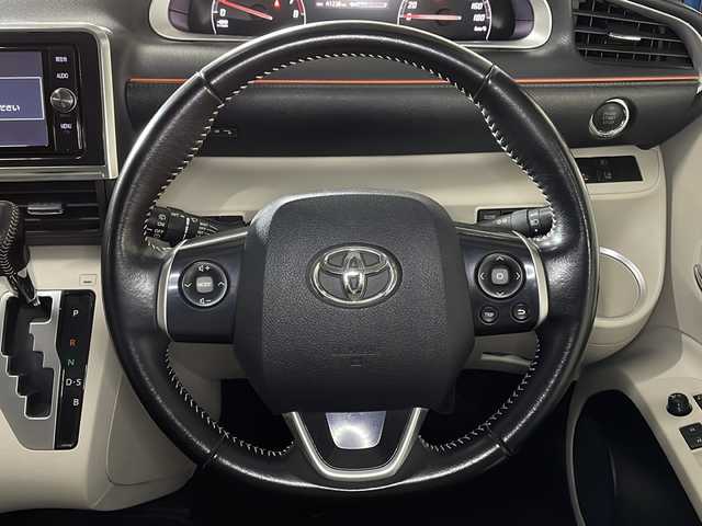 トヨタ シエンタ G 広島県 2017(平29)年 4.2万km コバルトブルーメタリック 純正ナビ　/バックカメラ　/パワースライドドア　/レーンキープアシスト　/オートハイビーム　/オートライト　/衝突軽減ブレーキ　/フルセグ　/ＬＥＤヘッドライト　/ビルトインＥＴＣ　/フォグランプ　/Ｂｌｕｅｔｏｏｔｈ/純正16インチアルミホイール（195/50/R16）/エアバッグ（運転席/助手席）