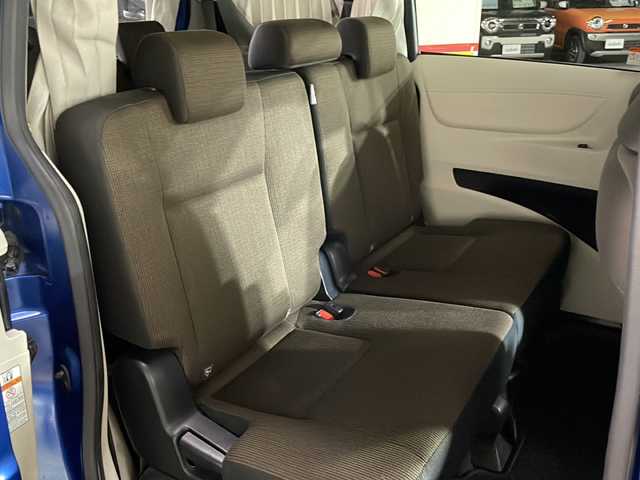 トヨタ シエンタ G 広島県 2017(平29)年 4.2万km コバルトブルーメタリック 純正ナビ　/バックカメラ　/パワースライドドア　/レーンキープアシスト　/オートハイビーム　/オートライト　/衝突軽減ブレーキ　/フルセグ　/ＬＥＤヘッドライト　/ビルトインＥＴＣ　/フォグランプ　/Ｂｌｕｅｔｏｏｔｈ/純正16インチアルミホイール（195/50/R16）/エアバッグ（運転席/助手席）