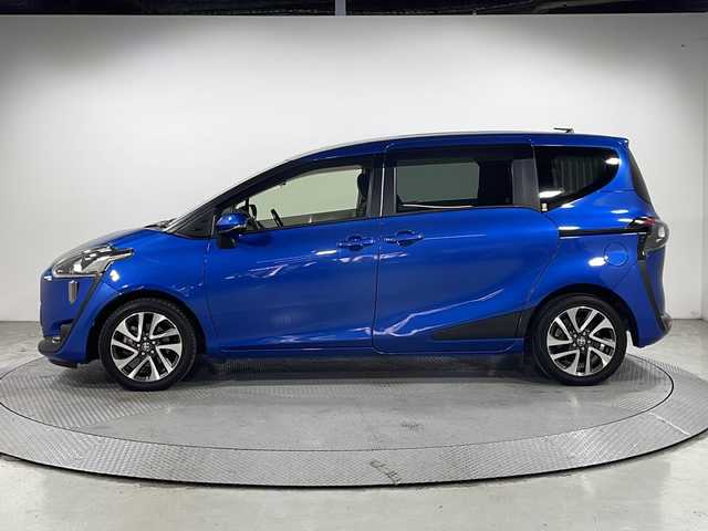 トヨタ シエンタ G 広島県 2017(平29)年 4.2万km コバルトブルーメタリック 純正ナビ　/バックカメラ　/パワースライドドア　/レーンキープアシスト　/オートハイビーム　/オートライト　/衝突軽減ブレーキ　/フルセグ　/ＬＥＤヘッドライト　/ビルトインＥＴＣ　/フォグランプ　/Ｂｌｕｅｔｏｏｔｈ/純正16インチアルミホイール（195/50/R16）/エアバッグ（運転席/助手席）