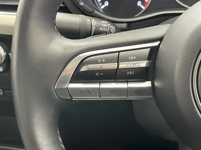 マツダ マツダ３セダン 20S Lパッケージ 愛知県 2021(令3)年 2.4万km ディープクリスタルブルーマイカ 純正ナビ　白革　シートヒーター　禁煙　フルセグＴＶ　全方位カメラ　ＤＶＤ　純正前後ドラレコ　ＥＴＣ　３６０°セーフティパッケージ　衝突軽減装置　追従クルコン　ＨＵＤ　パドルシフト　ＬＥＤオートライト　パーキングセンサー　