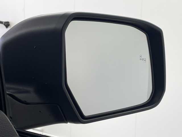 三菱 トライトン GSR 岐阜県 2025(令7)年 0.3万km ダイヤモンドブラックマイカ 純正9インチナビ/・フルセグ/BT/マルチアラウンドビューモニター/レザーシート/・シートヒーター/・パワーシート/革巻きステアリング/・ステアリングスイッチ/・ステアリングヒーター/・レーダークルーズコントロール/純正ベッドライナー/ルーフレール/衝突軽減ブレーキ/レーンキープ/ブラインドスポットモニター/後方車両検知システム/後方センサー/プッシュスタート/スマートキー/LEDヘッドライト/・フォグランプ