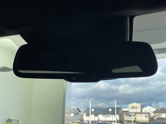 三菱 トライトン GSR 岐阜県 2025(令7)年 0.3万km ダイヤモンドブラックマイカ 純正9インチナビ/・フルセグ/BT/マルチアラウンドビューモニター/レザーシート/・シートヒーター/・パワーシート/革巻きステアリング/・ステアリングスイッチ/・ステアリングヒーター/・レーダークルーズコントロール/純正ベッドライナー/ルーフレール/衝突軽減ブレーキ/レーンキープ/ブラインドスポットモニター/後方車両検知システム/後方センサー/プッシュスタート/スマートキー/LEDヘッドライト/・フォグランプ