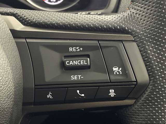 三菱 トライトン GSR 岐阜県 2025(令7)年 0.3万km ダイヤモンドブラックマイカ 純正9インチナビ/・フルセグ/BT/マルチアラウンドビューモニター/レザーシート/・シートヒーター/・パワーシート/革巻きステアリング/・ステアリングスイッチ/・ステアリングヒーター/・レーダークルーズコントロール/純正ベッドライナー/ルーフレール/衝突軽減ブレーキ/レーンキープ/ブラインドスポットモニター/後方車両検知システム/後方センサー/プッシュスタート/スマートキー/LEDヘッドライト/・フォグランプ