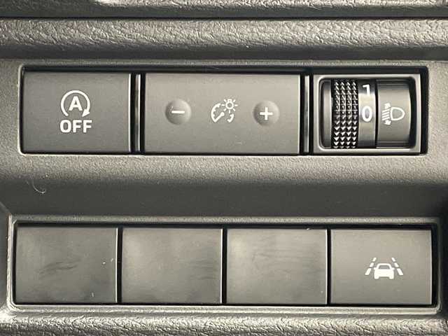 三菱 トライトン GSR 岐阜県 2025(令7)年 0.3万km ダイヤモンドブラックマイカ 純正9インチナビ/・フルセグ/BT/マルチアラウンドビューモニター/レザーシート/・シートヒーター/・パワーシート/革巻きステアリング/・ステアリングスイッチ/・ステアリングヒーター/・レーダークルーズコントロール/純正ベッドライナー/ルーフレール/衝突軽減ブレーキ/レーンキープ/ブラインドスポットモニター/後方車両検知システム/後方センサー/プッシュスタート/スマートキー/LEDヘッドライト/・フォグランプ