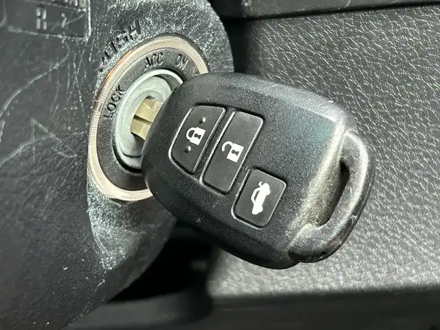 トヨタ マークＸ 250G Four 道南・函館 2015(平27)年 7万km ブラック /社外ＳＤナビ//ワンセグＴＶ//バックカメラ//寒冷地仕様//ワイパーデアイサー//スペアキー//ＥＴＣ//フロアマット//LEDヘッドライト//保証書//取扱説明書