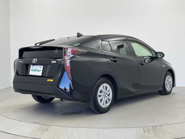 トヨタ プリウス S 奈良県 2018(平30)年 0.4万km アティチュードブラックマイカ セーフティセンス/社外ナビ/バックカメラ/レーダークルーズコントロール/ETC/ドライブレコーダー/レーンキープ/ESC/オートハイビーム/LEDヘッドランプ/フルセグ/オートライト/純正アルミ/スマートキー/プッシュスタート