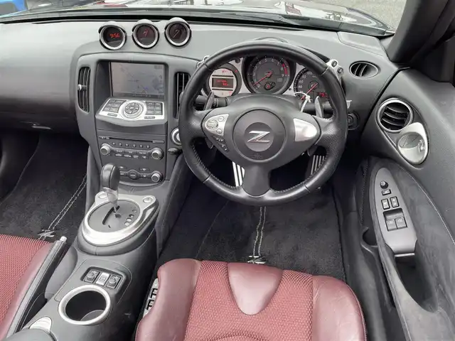 日産 フェアレディ Ｚ ロードスター バージョンST 神奈川県 2009(平21)年 3.5万km プレミアムディープマルーン 社外エアロ(F/S/R)/RAYS19インチAW/紫革シート/純正HDDナビ・地デジTV/純正CD/DVD/MSV/BT再生/バックモニター/ビルトインETC/360°ドライブレコーダー/前席パワーシート/シートヒーター/エアシート/電動オープン/HIDライト/ステアリングスイッチ/電格ミラー/パドルシフト/プッシュスタート/インテリキー×2/H22/23/24/25/26/28/30/R4/5年整備記録/保証書・取説あり
