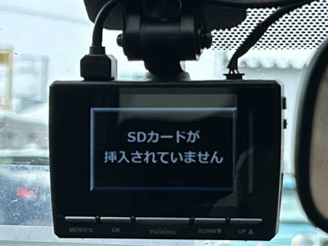 トヨタ ノア Si ダブルバイビー 秋田県 2018(平30)年 6.6万km ホワイトパールクリスタルシャイン 登録時走行距離65205km/4WD/ワンオーナー/純正ナビ（Bluetooth、CD/DVD、フルセグTV）/バックカメラ/ETC/クルーズコントロール/両側パワースライドドア/前方ドライブレコーダー/ハーフレザーシート/ワイパーデアイサー/アイドリングストップ/横滑り防止装置/衝突被害軽減システム/車線逸脱警報/盗難防止装置/純正16インチAW/スタッドレスタイヤ積込/LEDライト/フォグランプ/オートマチックハイビーム/オートライト/純正フロアマット/スマートキー/スペアキー