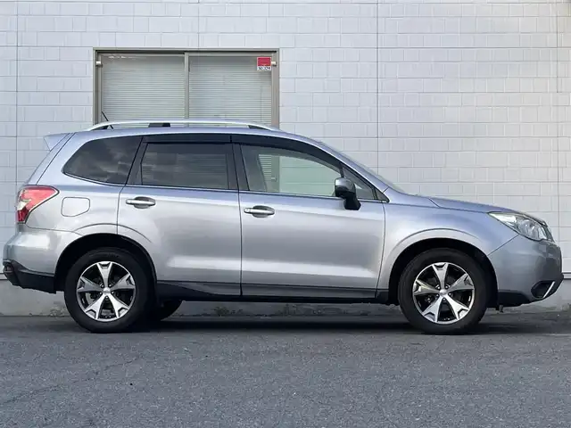 スバル フォレスター Xブレイク 三重県 2014(平26)年 8.6万km アイスシルバーメタリック 【(株)IDOMが運営する【じしゃロン四日市店】の自社ローン対象車両になります。こちらは現金ご利用時の価格です。自社ローンご希望の方は別途その旨お申付け下さい。】/Stradaナビ/　（CD/DVD/フルセグTV）/ETC/レーンアシスト/衝突被害軽減ブレーキ/アダプティブクルーズコントロール/プッシュスタート/ヘッドライトレベライザー/ドアバイザー/シートヒーター/アイサイト２．０