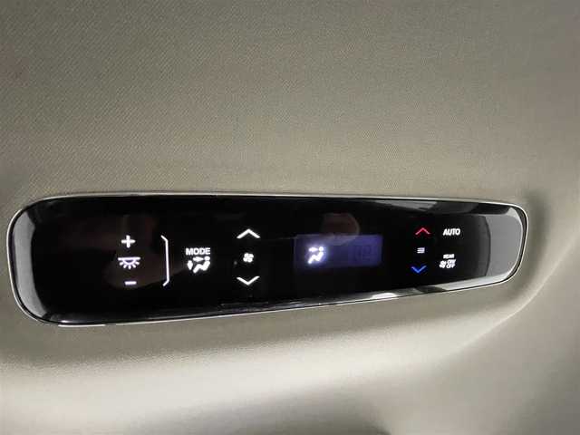 ホンダ オデッセイ ハイブリッド e:HEVアブソルート EX 熊本県 2021(令3)年 4.5万km プレミアムヴィーナスブラックP 禁煙車　/純正ナビ（ＣＤ・ＤＶＤ・フルセグ・ＢＴ・ＳＤ・ＵＳＢ・HDMI）/全周囲カメラ　/純正前後ドライブレコーダー　/社外フリップダウンモニター/ビルトインＥＴＣ　/レーダークルーズコントロール/両側パワースライドドア　/前後クリアランスソナー　/ホンダセンシング/ブラインドスポットモニター/前席シートヒーター/前席パワーシート/パワーバックドア/アイドリングストップ/横滑り防止/オットマン/ハーフレザーシート/純正フロアマット/純正１８インチAW/オートライト/LEDヘッドライト/フォグライト/スマートキー/プッシュスタート
