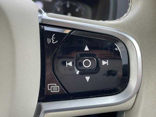 ボルボ ＸＣ９０ D5 AWD モーメンタム 埼玉県 2020(令2)年 3.3万km 白 白革シート　/クルーズコントロール　/ブラインドスポットモニター/シートヒーター/自動駐車　/電動リアゲート　/ＬＥＤヘッドライト　/フルセグ