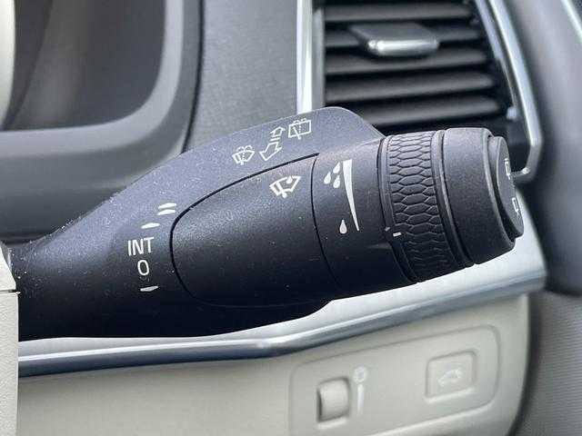 ボルボ ＸＣ９０ D5 AWD モーメンタム 埼玉県 2020(令2)年 3.3万km 白 白革シート　/クルーズコントロール　/ブラインドスポットモニター/シートヒーター/自動駐車　/電動リアゲート　/ＬＥＤヘッドライト　/フルセグ