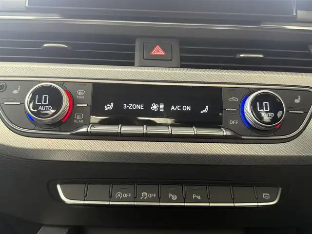 アウディ Ａ４ 35TDI アドバンスド 愛知県 2022(令4)年 2.1万km グレイシアホワイトメタリック /禁煙//正規ディーラー車//ディーラー記録簿//MMIナビ//AppleCarPlay/AndroidAuto//AM/FM/USB/BT//バーチャルコックピットプラス//全方位カメラ//純正17AW//アウディプレセンスシティ//アウディプレセンスリア//ACC//アウディアクティブレーンアシスト//アウディサイドアシスト//アウディパーキングシステム//トラフィックジャムアシスト//パーキングアシスト//ビルトインETC2.0//シートヒーター//パワーシート//革巻きステアリング//ステアリングスイッチ//パドルシフト//電動格納ウィンカーミラー//LEDオートライト//フォグランプ//アイドリングストップ//電動パーキング//横滑り防止//アンビエントライト//ISOFIX//純正ラバーマット//スマートキー//プッシュスタート//保証書//取扱説明書//スペアキー