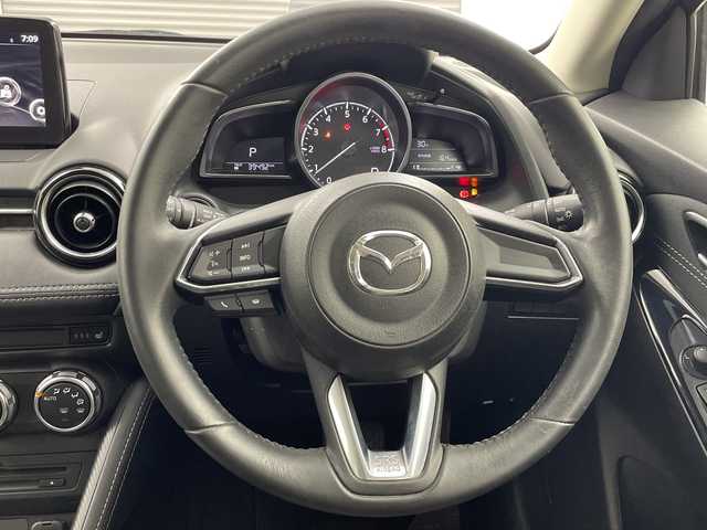 マツダ デミオ 13S ツーリング 三重県 2017(平29)年 4.9万km エターナルブルーマイカ シティーブレーキサポート/マツダコネクトナビ/フルセグＴＶ　ＤＶＤ/Bluetoothオーディオ/バックカメラ/ETC2.0/ヘッドアップディスプレイ/ブラインドスポットモニター/シートヒーター/LEDヘッドライト/フォグライト/純正エアロ/15インチアルミホイール/スマートキー/フロアマット