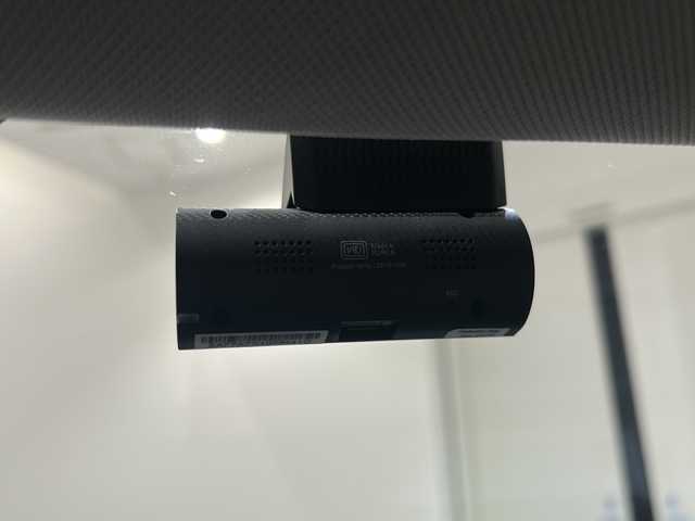フォルクスワーゲン Ｔ－クロス TSI 1st 新潟県 2020(令2)年 2.5万km ピュアホワイト 純正ナビ/(CD/DVD/Bluetooth/USB/フルセグTV)/バックカメラ/ETC/ドライブレコーダー/オールインセーフティ/-アダプティブクルーズコントロール/-レーンキープアシスト/-ブラインドスポットアシスト/-プリクラッシュセーフティ/-パーキングアシスト/LEDヘッドライト/純正16インチアルミホイール/コーナーセンサー