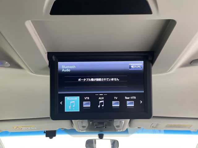 トヨタ ヴェルファイア Z 愛知県 2017(平29)年 4.4万km ホワイトパールクリスタルシャイン 純正9型ナビ/・Bluetooth/・CD/DVD/・フルセグテレビ/・SD音楽録音/純正フリップダウンモニター/全方位モニター/両側パワースライドドア/衝突軽減ブレーキ/レーンキープアシスト/オートマチックハイビーム/前後コーナーセンサー/レーダークルーズコントロール/スマートキー/前方ドライブレコーダー/ビルトインETC/LEDヘッドライト