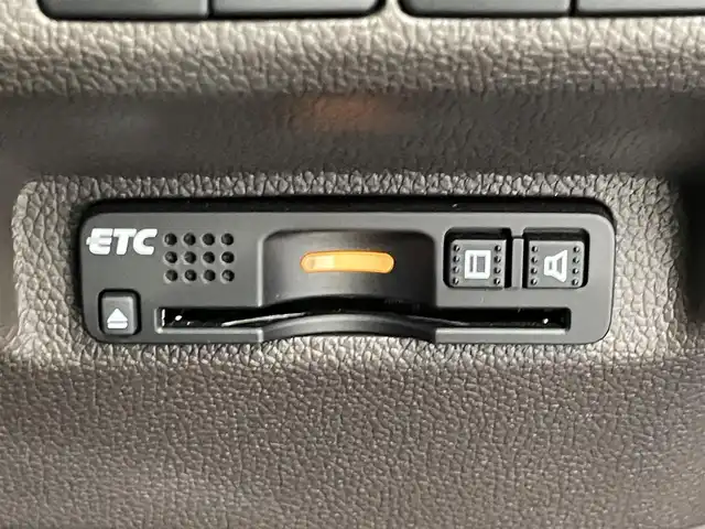 ホンダ フリード 埼玉県 2018(平30)年 0.7万km 青 純正ナビ（7インチ）/→Bluetooth、CD、DVD、AM、FM、ipod/ホンダセンシング/両側パワースライドドア/オートライト/ビルトインETC/アダクティブクルーズコントロール/ドライブレコーダー（前方のみ）/バックカメラ/LEDヘッドライト/純正フロアマット