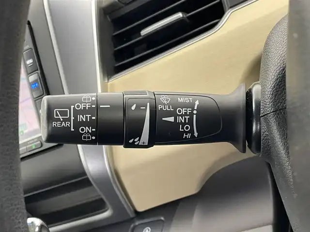 ホンダ フリード 埼玉県 2018(平30)年 0.7万km 青 純正ナビ（7インチ）/→Bluetooth、CD、DVD、AM、FM、ipod/ホンダセンシング/両側パワースライドドア/オートライト/ビルトインETC/アダクティブクルーズコントロール/ドライブレコーダー（前方のみ）/バックカメラ/LEDヘッドライト/純正フロアマット